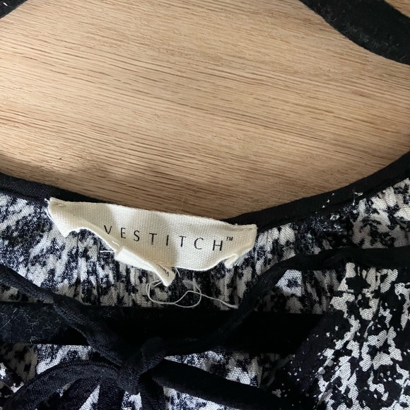 Boho black and off white mini beach cover up w/ crochet details - Picture 9 of 11